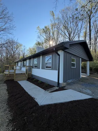 $425,000 | 85 Little Paws Lane, Fincastle, VA 24090