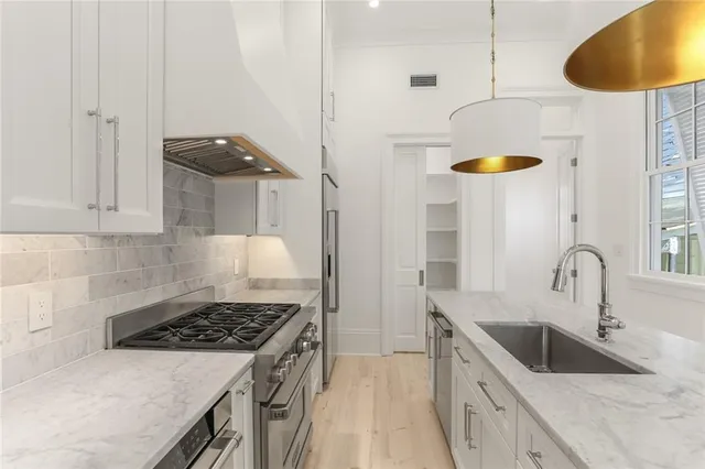 $625,000 | 5226 Magazine Street, Unit 5226, New Orleans, LA 70115