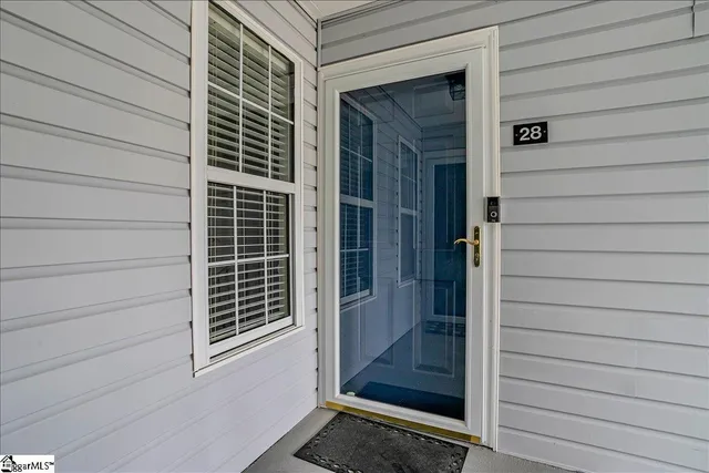 $179,900 | 4614 Old Spartanburg Road, Unit 28, Taylors, SC 29687