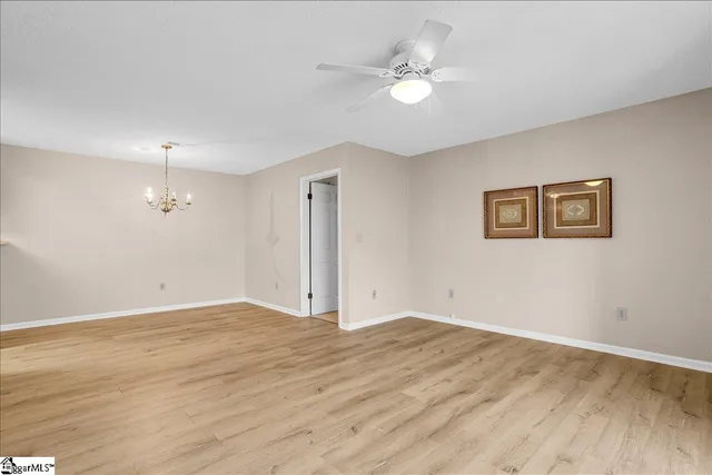 $179,900 | 4614 Old Spartanburg Road, Unit 28, Taylors, SC 29687