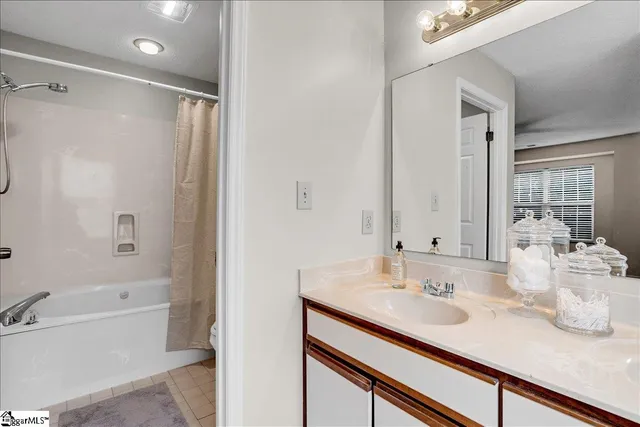 $179,900 | 4614 Old Spartanburg Road, Unit 28, Taylors, SC 29687