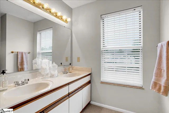 $179,900 | 4614 Old Spartanburg Road, Unit 28, Taylors, SC 29687