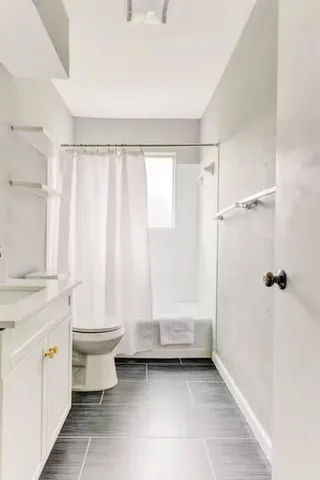 a view of a outdoor seating area with furniture