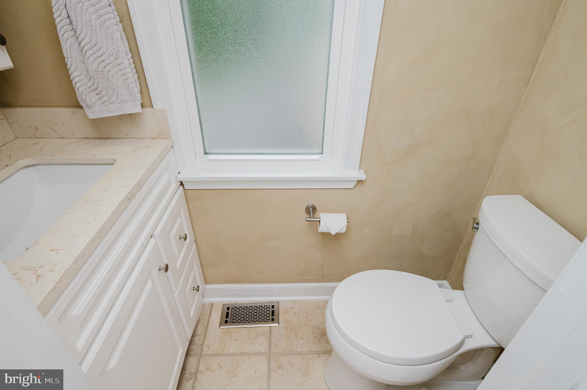 9003 Gardenia Road Baltimore, MD 21236 - Photo 19 of 68 Half Bath on Main Floor