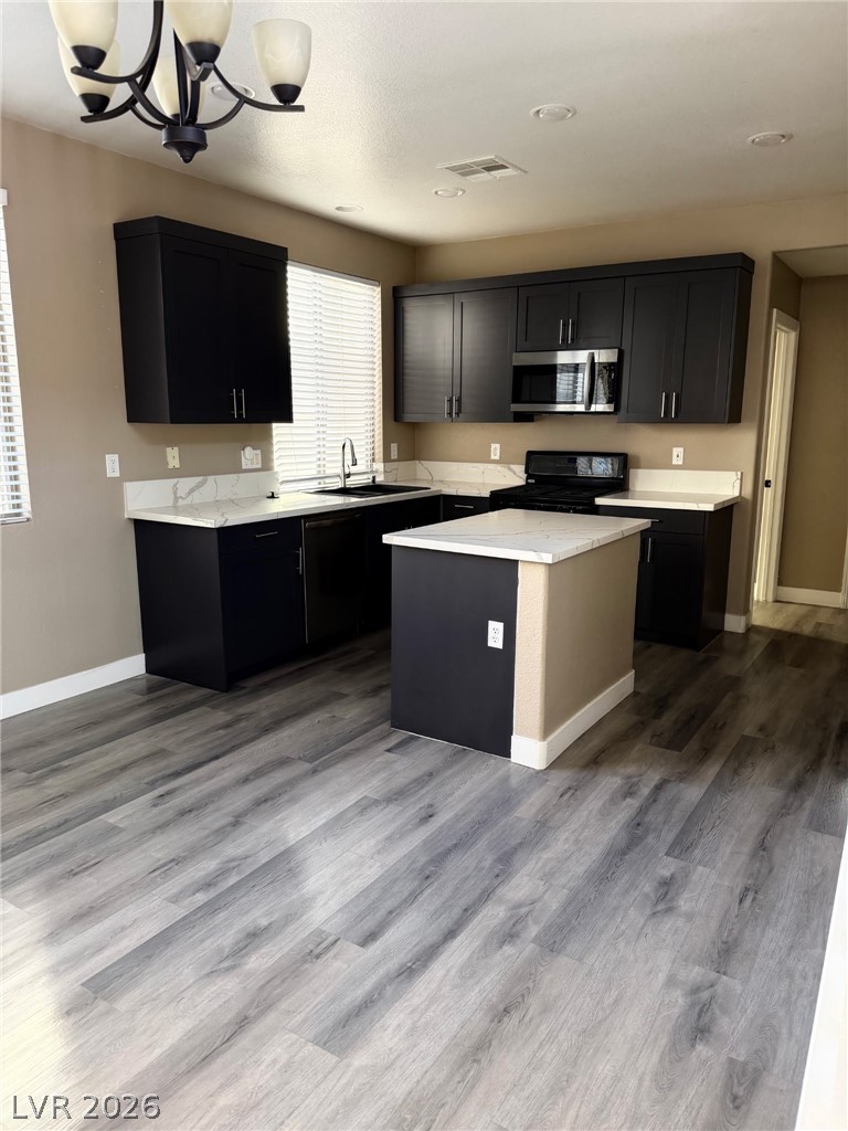 8122 Altamont Ridge Street Las Vegas, NV 89113 - Photo 2 of 10