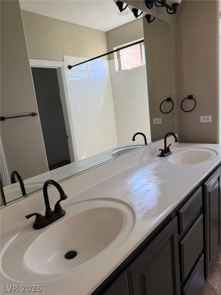 8122 Altamont Ridge Street Las Vegas, NV 89113 - Photo 7 of 10