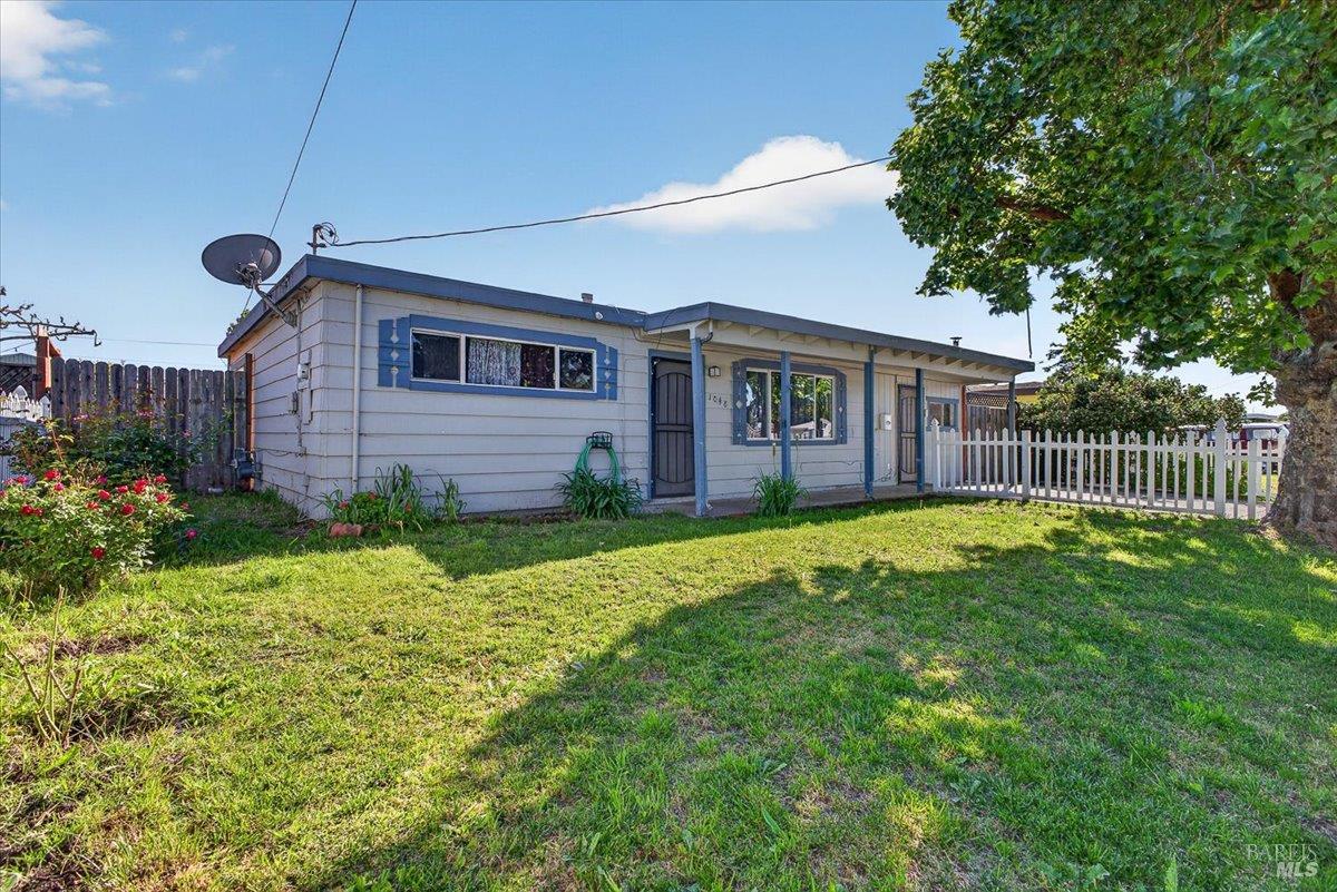 1048 San Clemente Drive Santa Rosa, CA 95404 - Photo 4 of 26