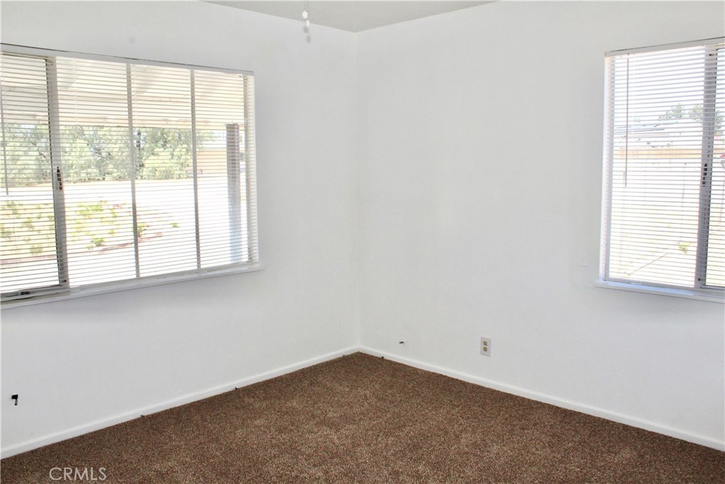 15975 Venango Road Apple Valley, CA 92307 - Photo 11 of 23 Bedroom 2