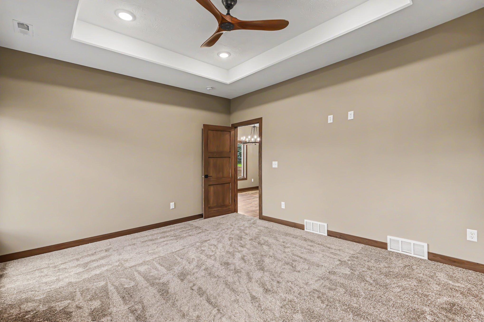 1507 Buffalo Ridge Drive Luverne, MN 56156 - Photo 17 of 27