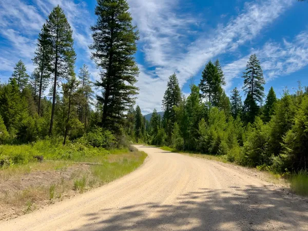 $295,000 | 3124 Orient Cutoff Road, Kettle Falls, WA 99141