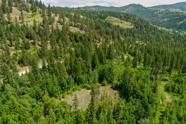 $295,000 | 3124 Orient Cutoff Road, Kettle Falls, WA 99141