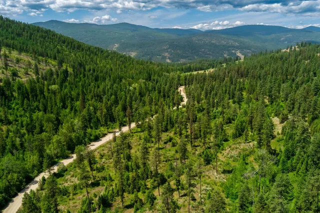 $295,000 | 3124 Orient Cutoff Road, Kettle Falls, WA 99141