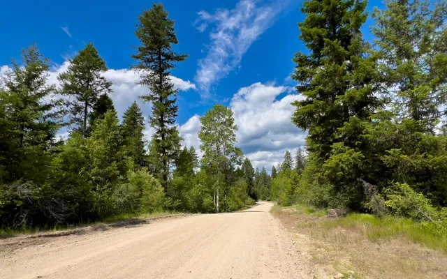 $295,000 | 3124 Orient Cutoff Road, Kettle Falls, WA 99141