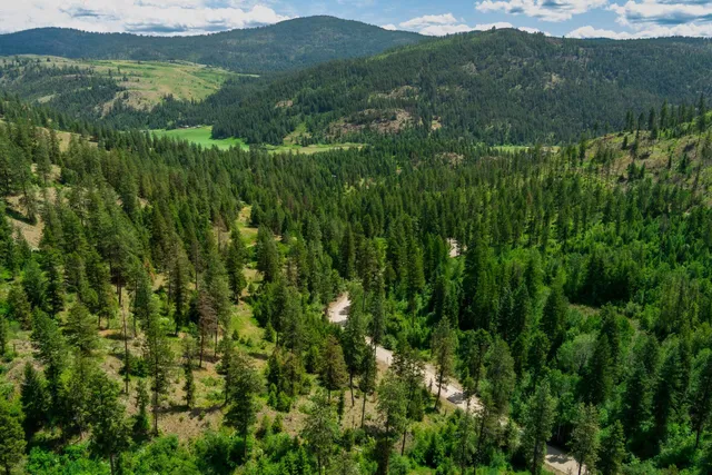 $295,000 | 3124 Orient Cutoff Road, Kettle Falls, WA 99141