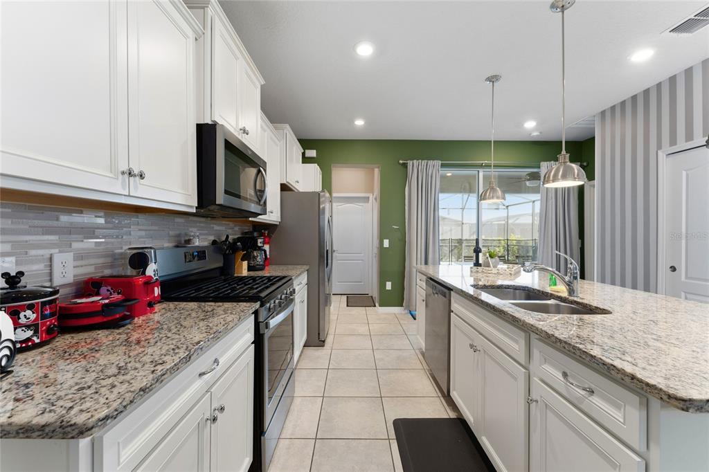 7336 Oakmoss Loop Davenport, FL 33837 - Photo 16 of 49