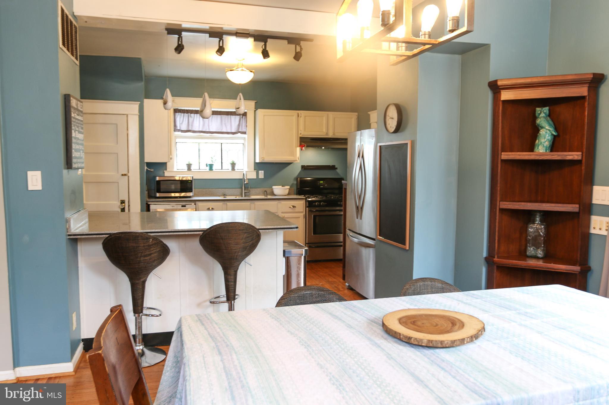 55 Edmondson Ridge Road Baltimore, MD 21228 - Photo 14 of 38