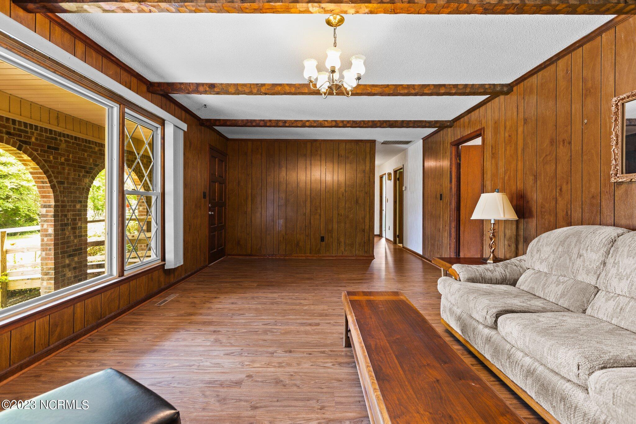 308 Mansfield Road Washington, NC 27889 - Photo 10 of 43 10-web-or-mls-IMGL2122
