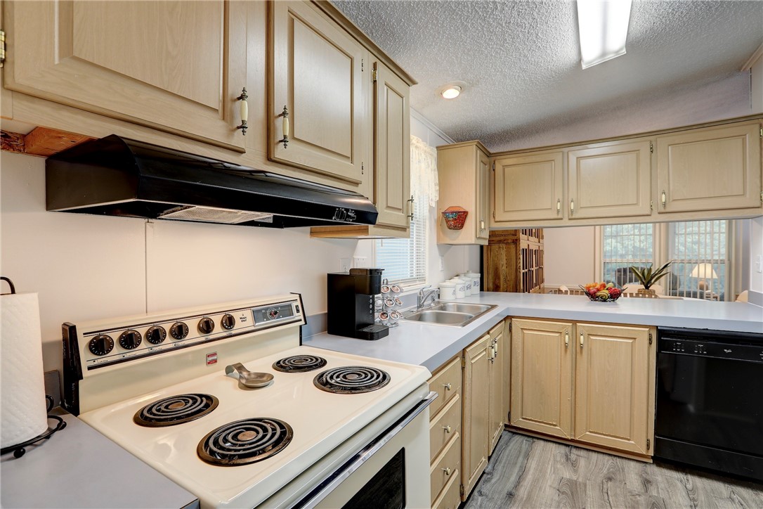 7563 Boxelder Road Micco, FL 32976 - Photo 9 of 27 Gallery Image 9