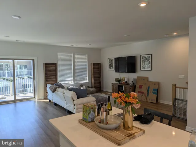 $3,250 | 610 B Percy Place, Manassas Park, VA 20111