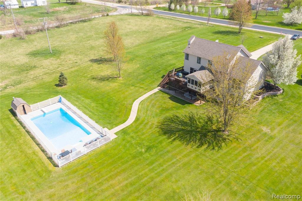 6440 Lahring Road Gaines, MI 48436 - Photo 2 of 48