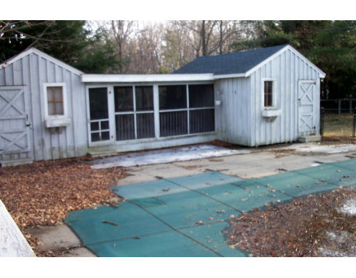 473 Parker Road Lancaster, MA 01523 - Photo 3 of 12 Gallery Image 3