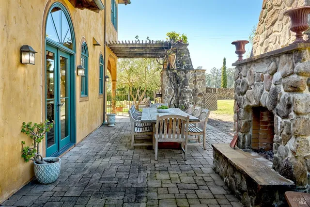 $4,995,000 | 21000 8th Street East, Sonoma, CA 95476