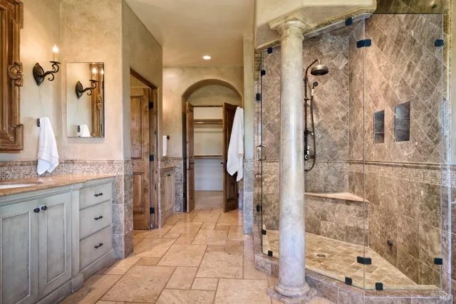 $4,995,000 | 21000 8th Street East, Sonoma, CA 95476