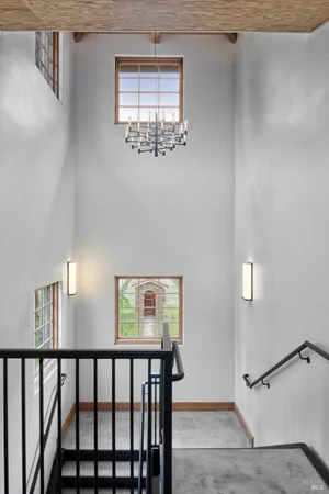 $4,995,000 | 21000 8th Street East, Sonoma, CA 95476