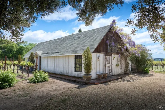 $4,995,000 | 21000 8th Street East, Sonoma, CA 95476