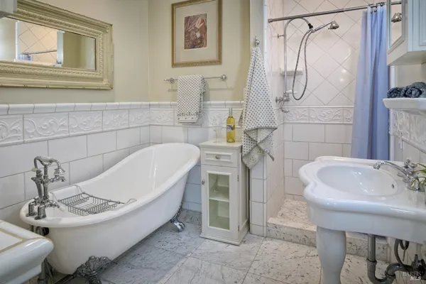 $4,995,000 | 21000 8th Street East, Sonoma, CA 95476