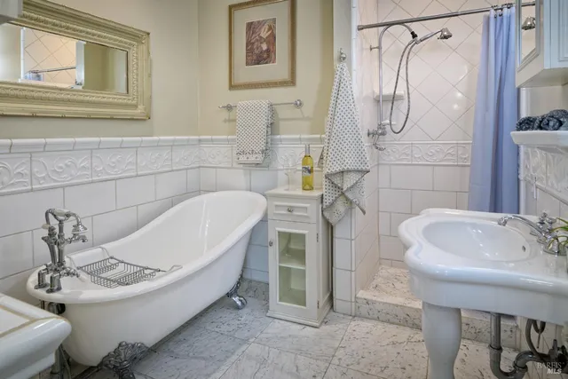 $4,995,000 | 21000 8th Street East, Sonoma, CA 95476