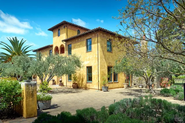 $4,995,000 | 21000 8th Street East, Sonoma, CA 95476