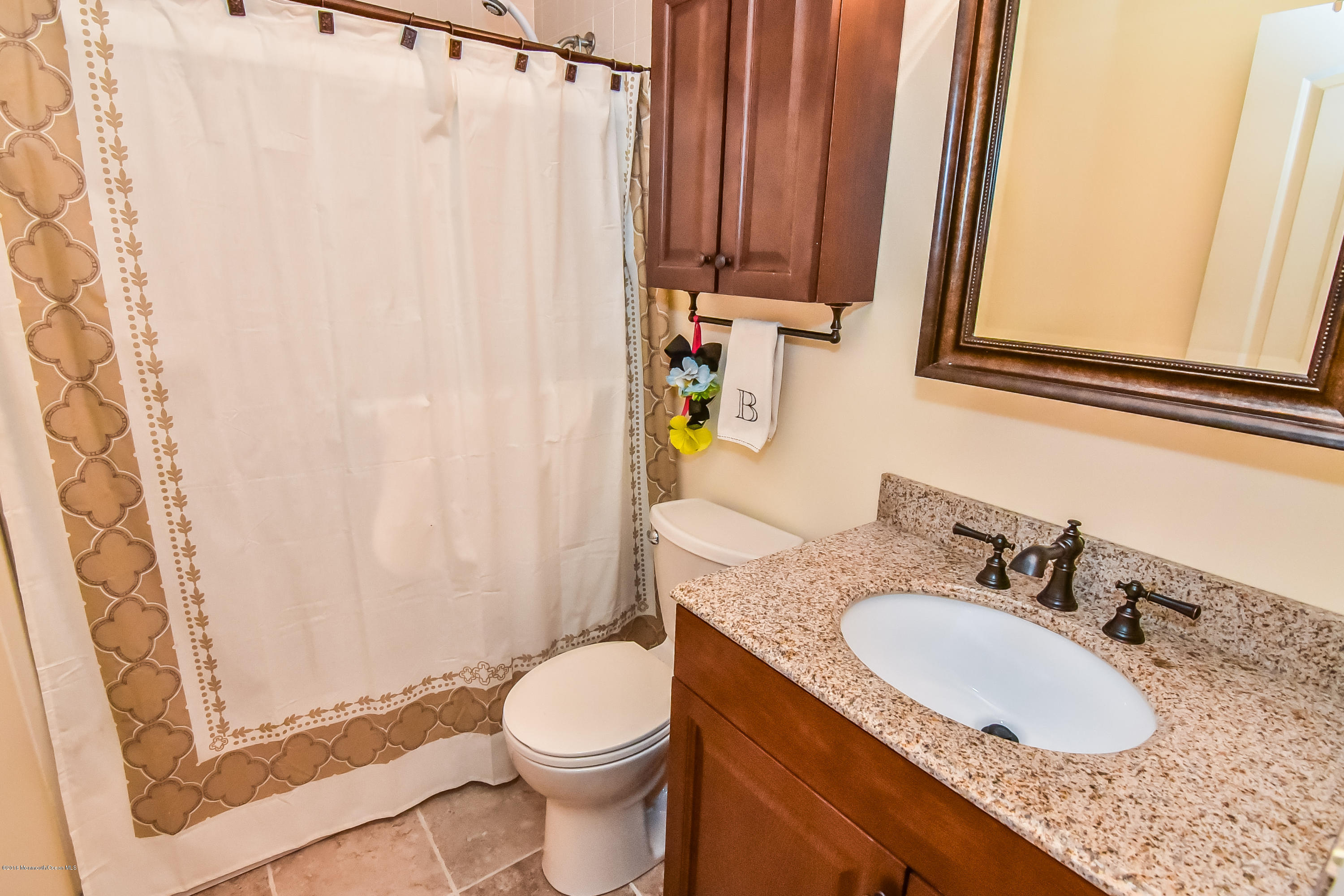 26 Hemlock Hill Road Jackson, NJ 08527 - Photo 13 of 25 Bathroom Up Close
