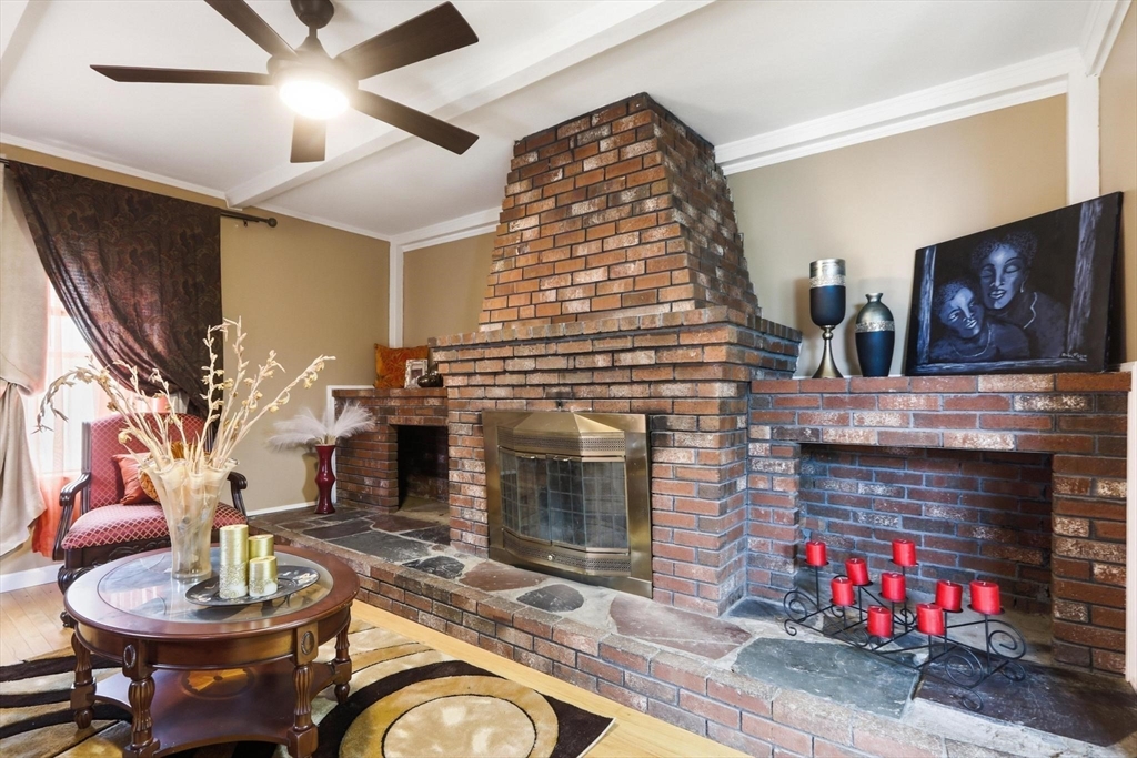 73 Wareham Street Middleboro, MA 02346 - Photo 16 of 37