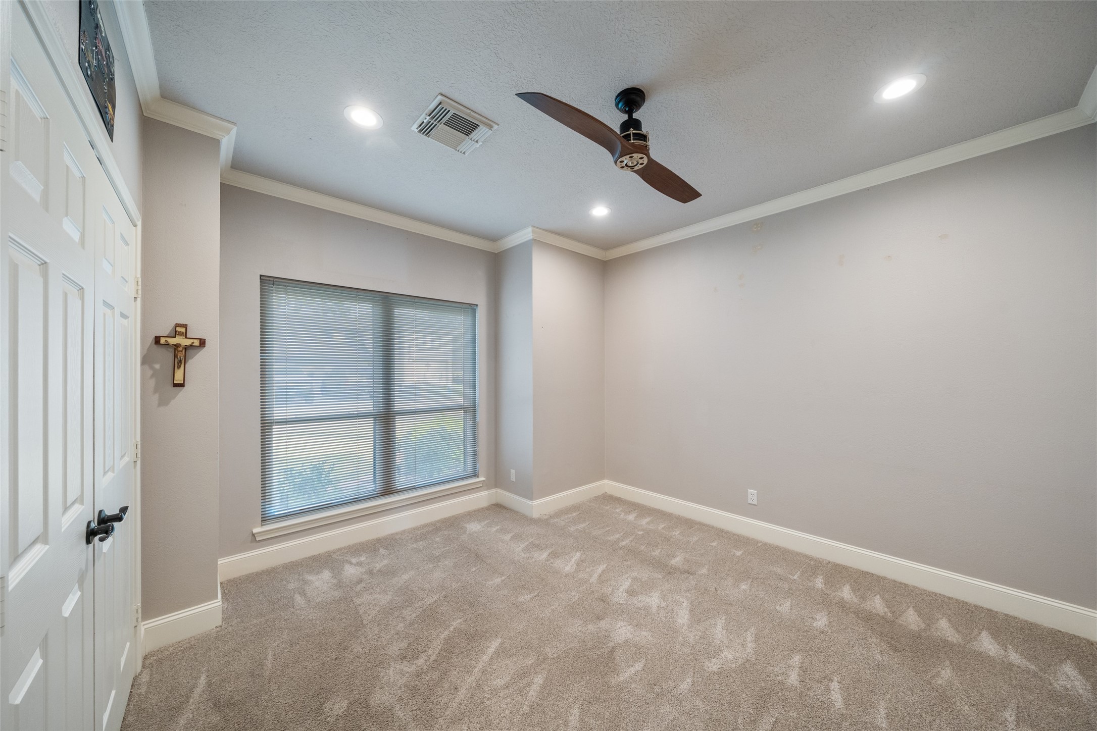 20256 Ivy Point Circle Humble, TX 77346 - Photo 20 of 36 a view of an empty room