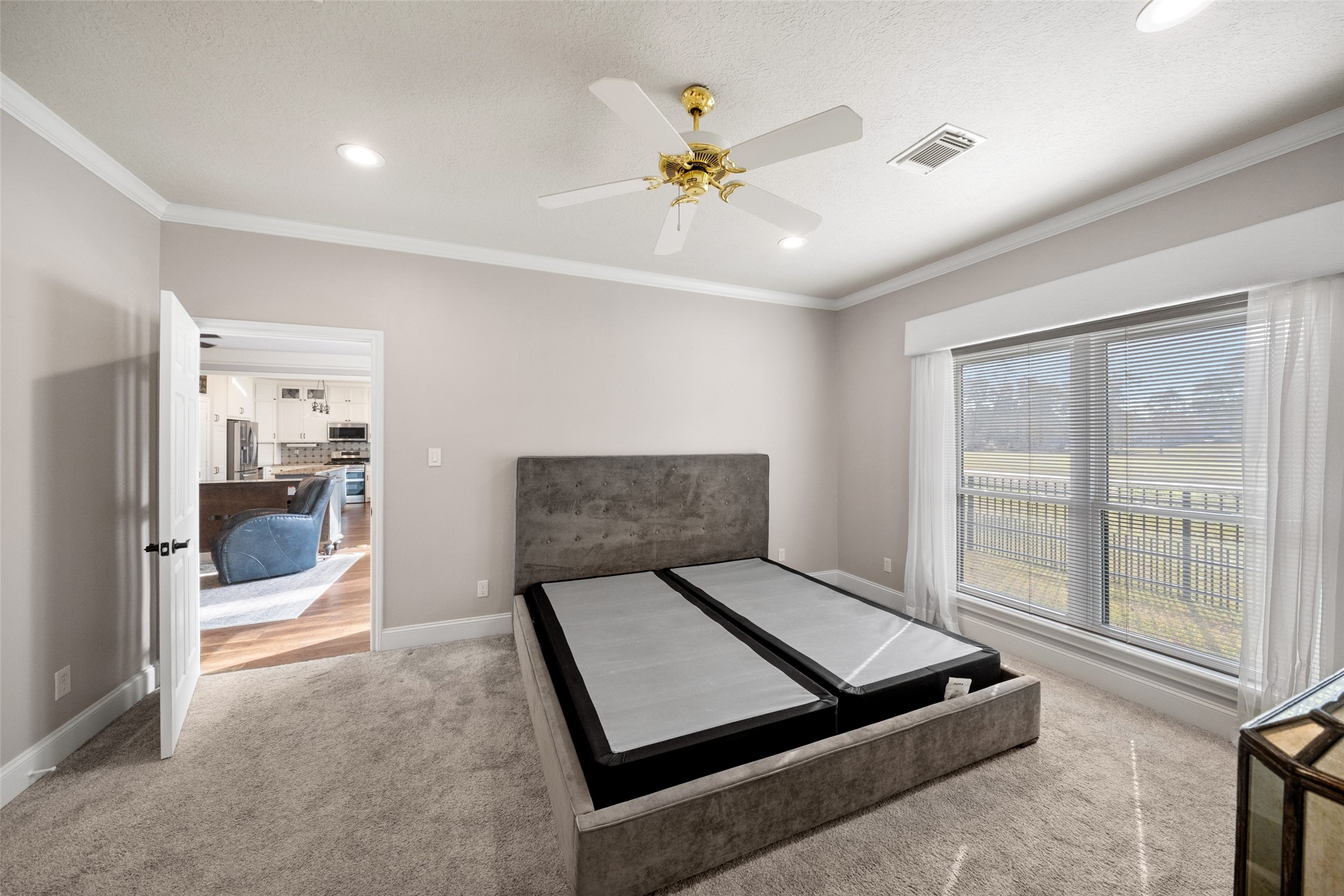 20256 Ivy Point Circle Humble, TX 77346 - Photo 21 of 36 a living room with a bed furniture and outer view