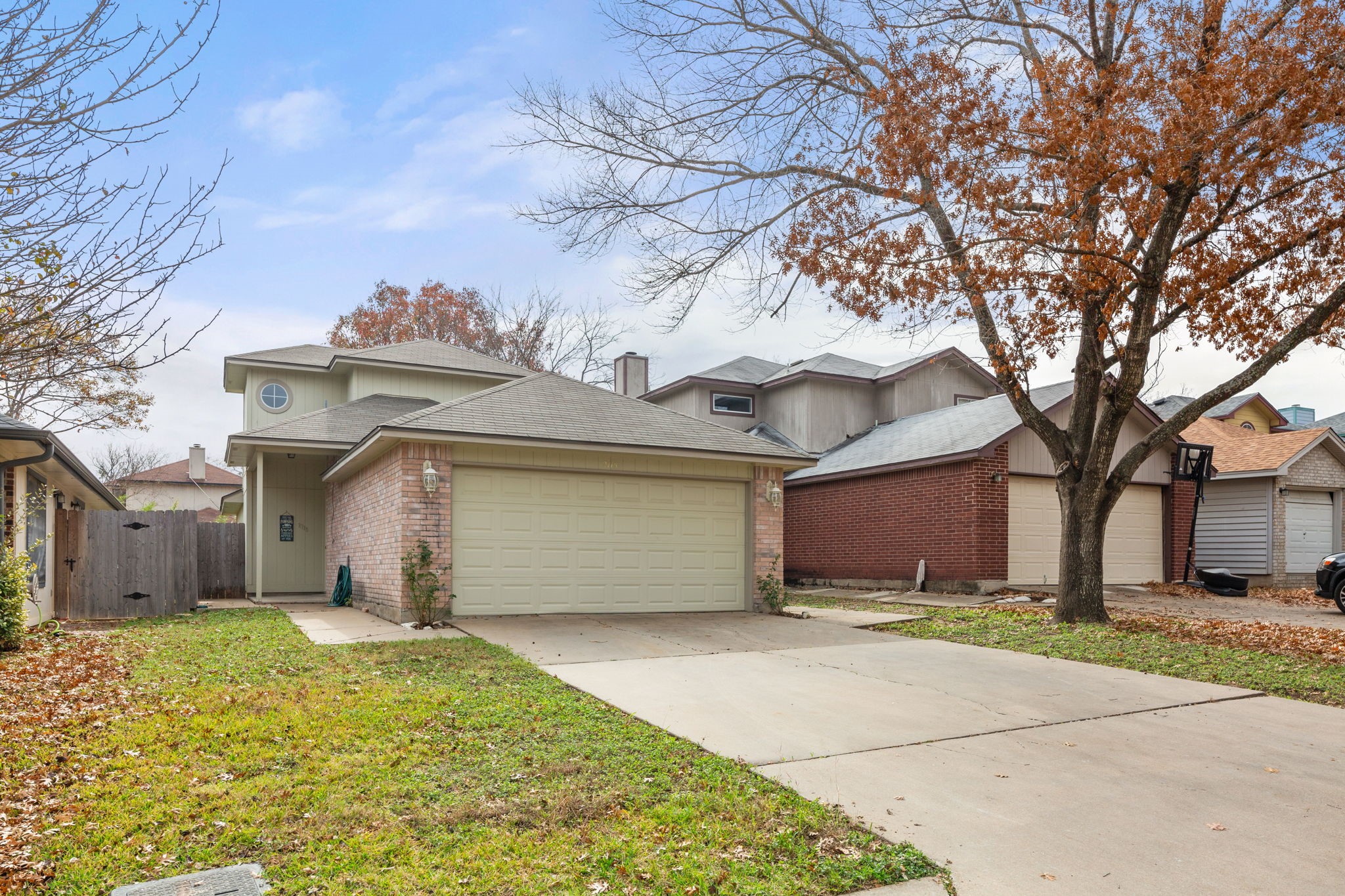 2115 Redwing Way