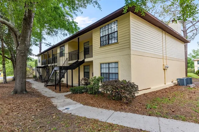 $164,900 | 6400 Northwest 106th Place, Unit 20, Alachua, FL 32615