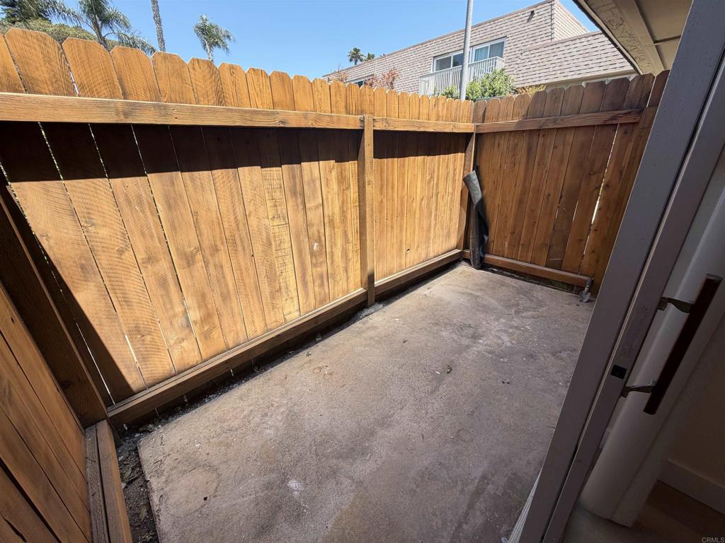 403 Requeza Street, Unit G10 Encinitas, CA 92024 - Photo 18 of 19