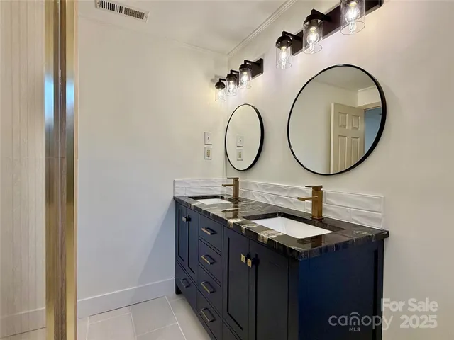 $335,000 | 647 East Black Street, Rock Hill, SC 29730