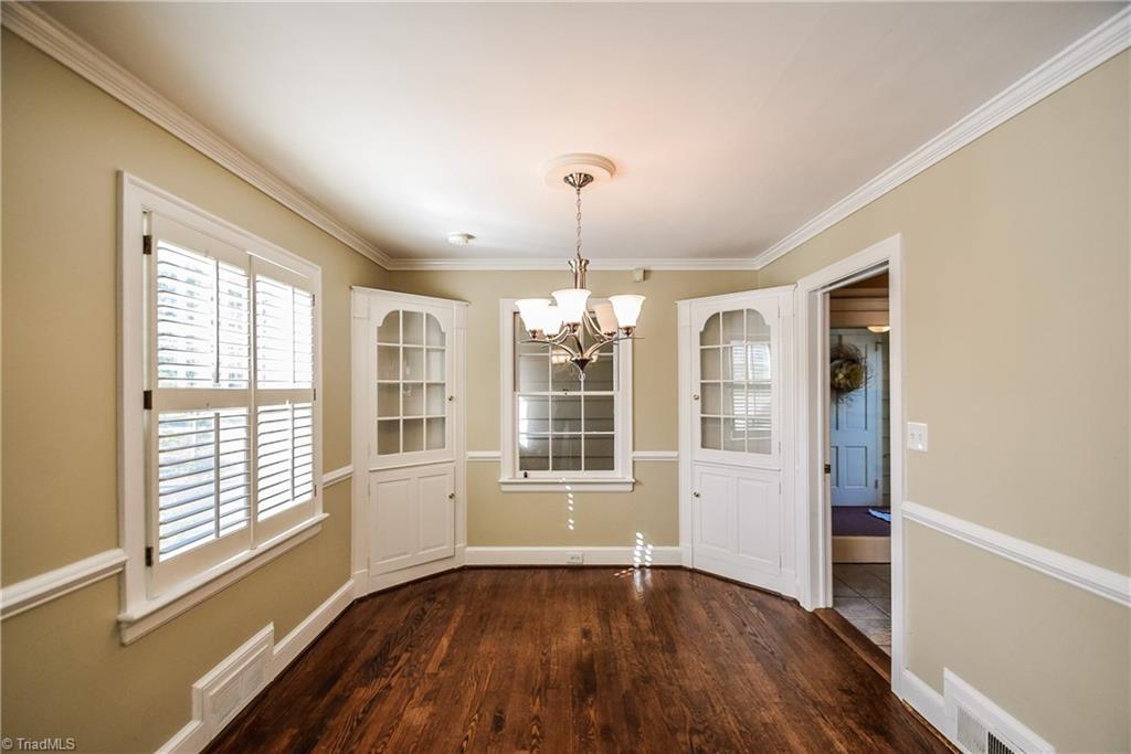 949 Avon Road Winston-Salem, NC 27104 - Photo 4 of 23 Gallery Image 4