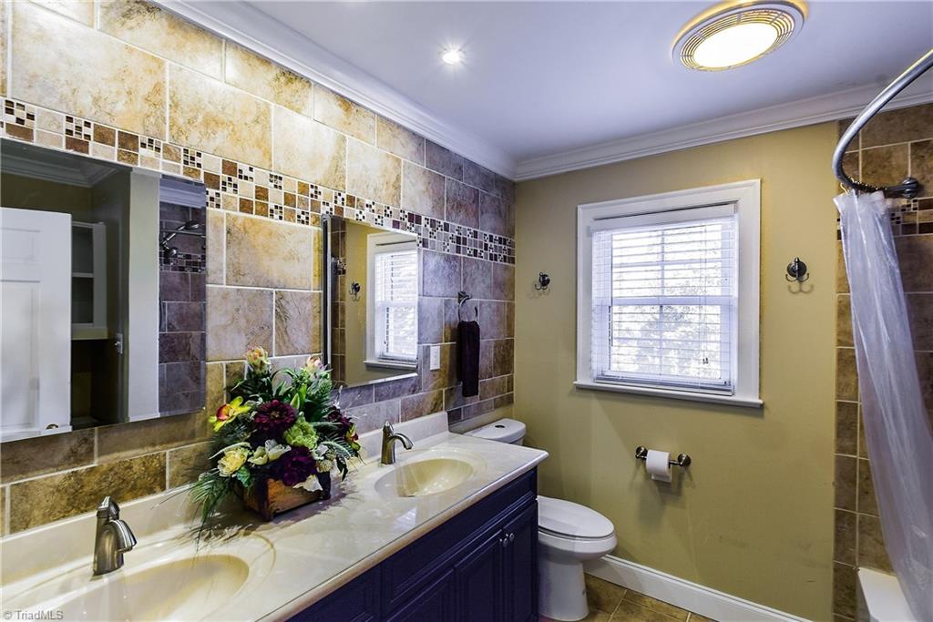949 Avon Road Winston-Salem, NC 27104 - Photo 8 of 23 Gallery Image 8