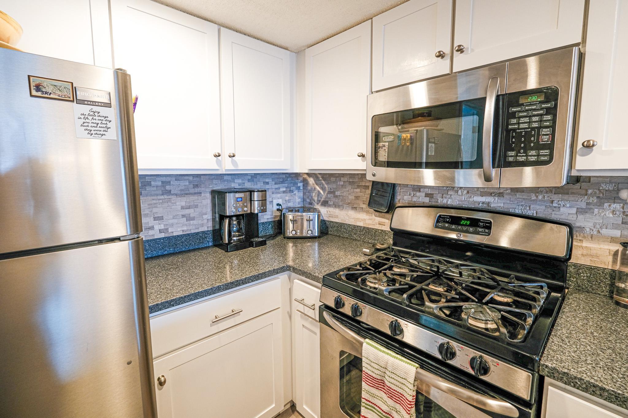 35 White Loop, Unit B102 Ludlow, VT 05149 - Photo 11 of 32