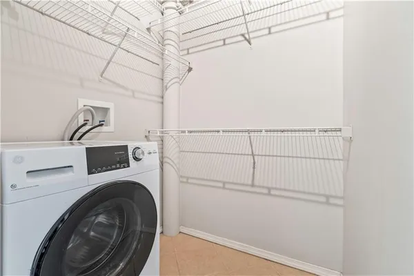 $125,000 | 700 Broadway Boulevard, Unit 208, Kansas City, MO 64105