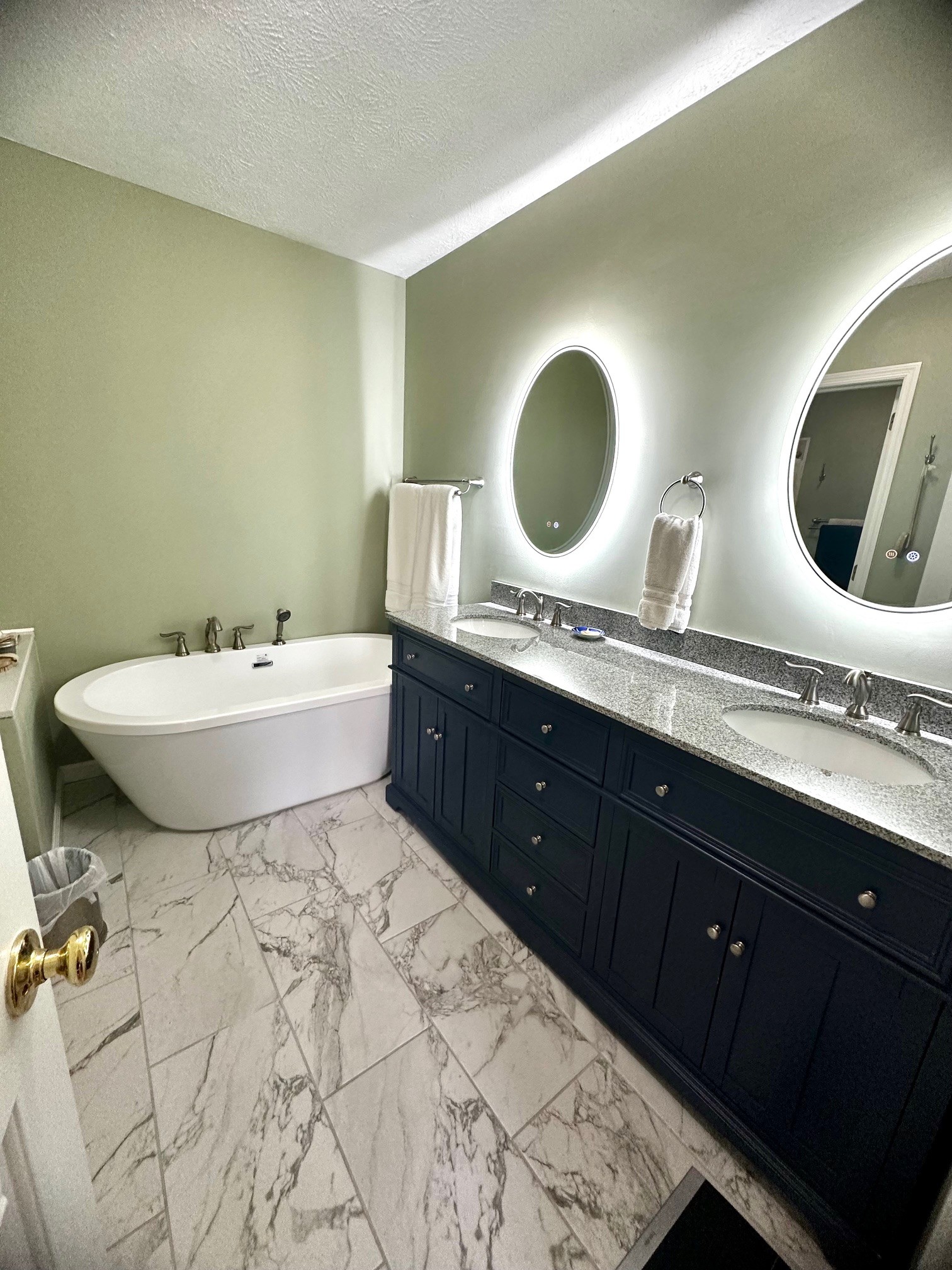 5292 Old Harding Road Franklin, TN 37064 - Photo 17 of 25 a en suite bathroom with a double vanity sink and a mirror