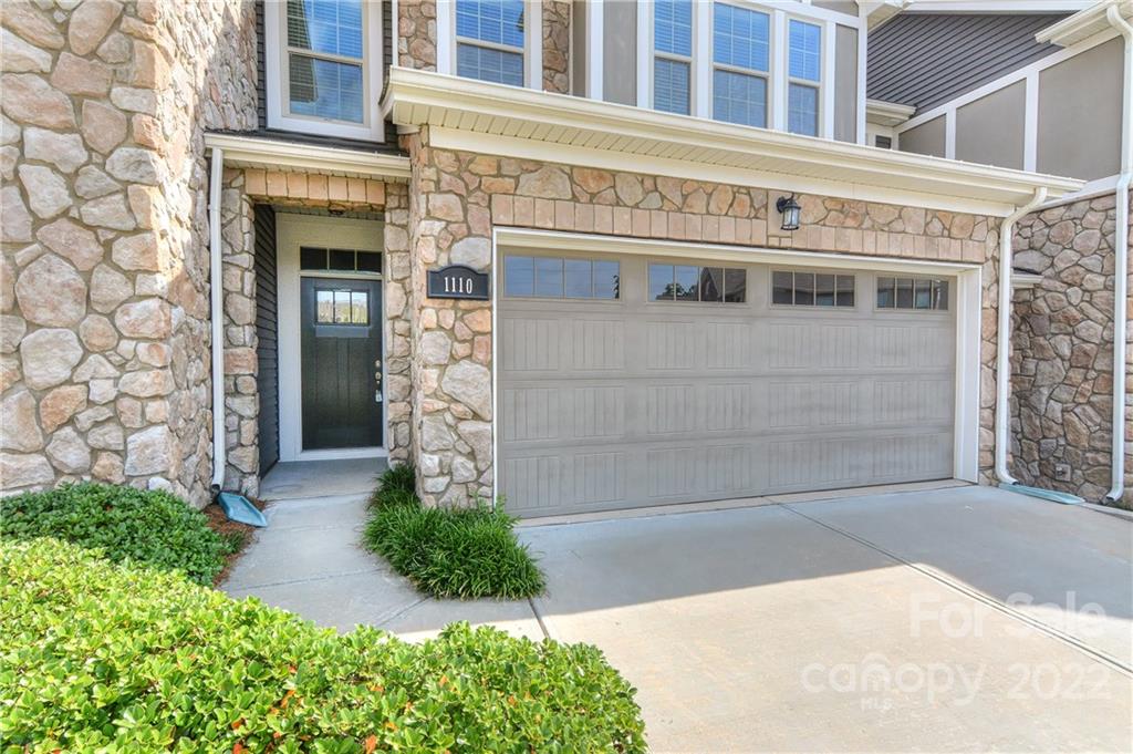1110 Roderick Drive Fort Mill, SC 29708 - Photo 2 of 37