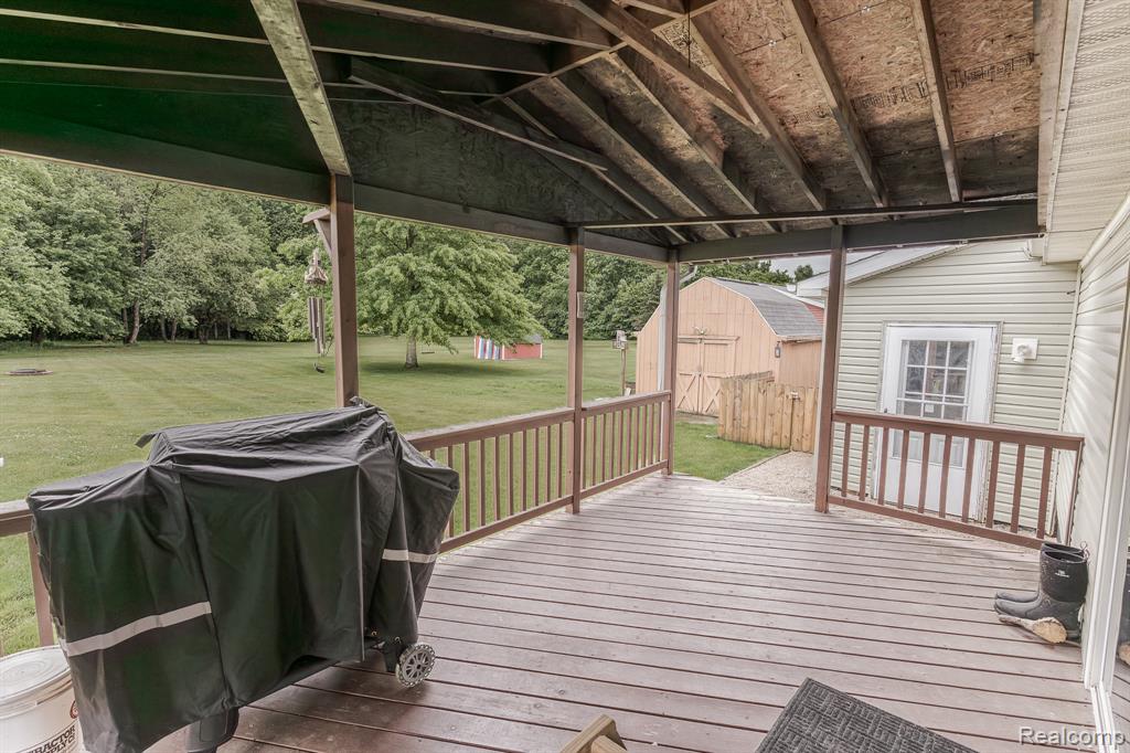 7280 North Bray Road Mount Morris, MI 48458 - Photo 37 of 39
