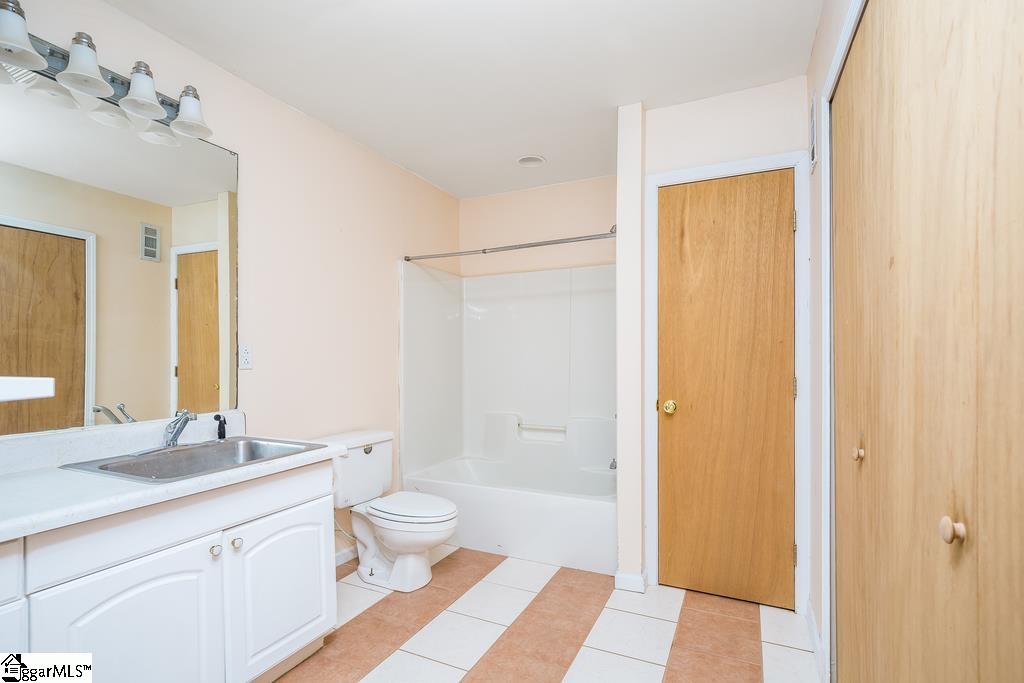 287 Seneca Springs Landing Road Seneca, SC 29678 - Photo 24 of 36 Gallery Image 24