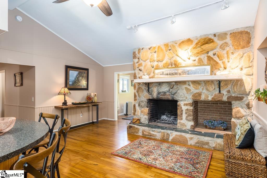 287 Seneca Springs Landing Road Seneca, SC 29678 - Photo 4 of 36 Gallery Image 4