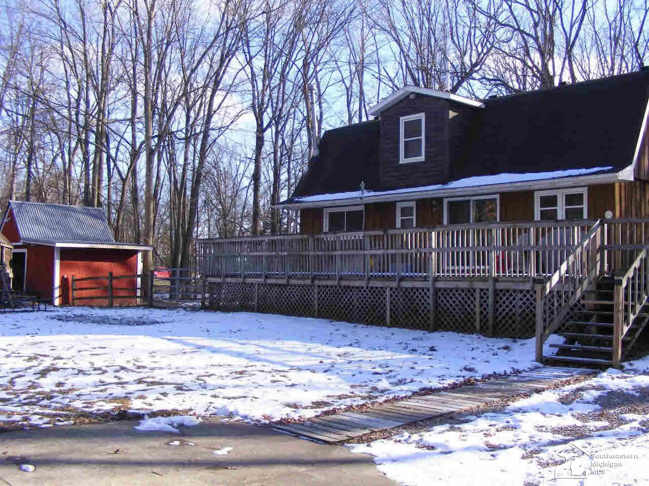 Back of home plus barn